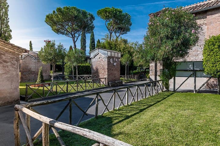 Catacombs and Appian way Tour