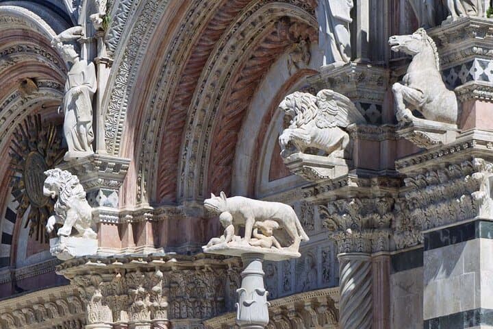 Private Guided Day Trip Siena, San Gimignano and Chianti