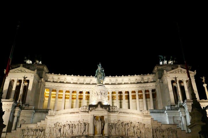 Ancient Rome at Dusk: Guided Walking Tour