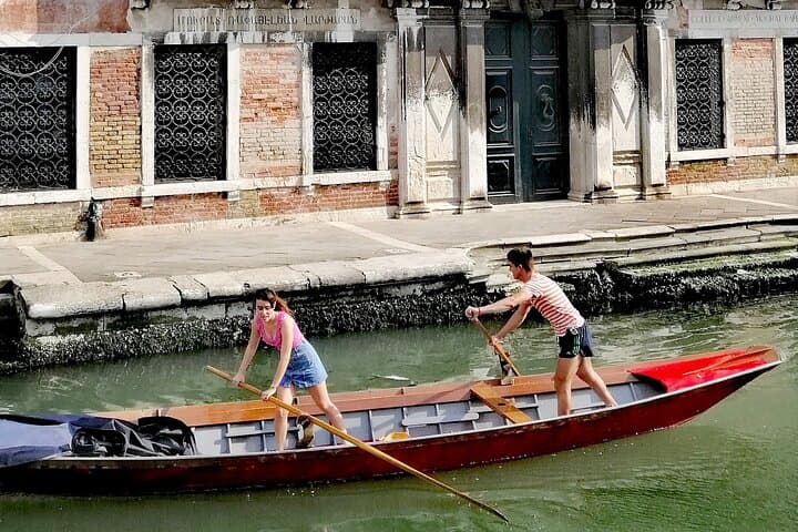 Off the Beaten Path Walk in Venice
