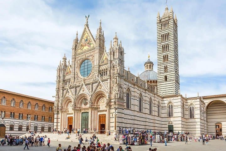 Private Guided Day Trip Siena, San Gimignano and Chianti