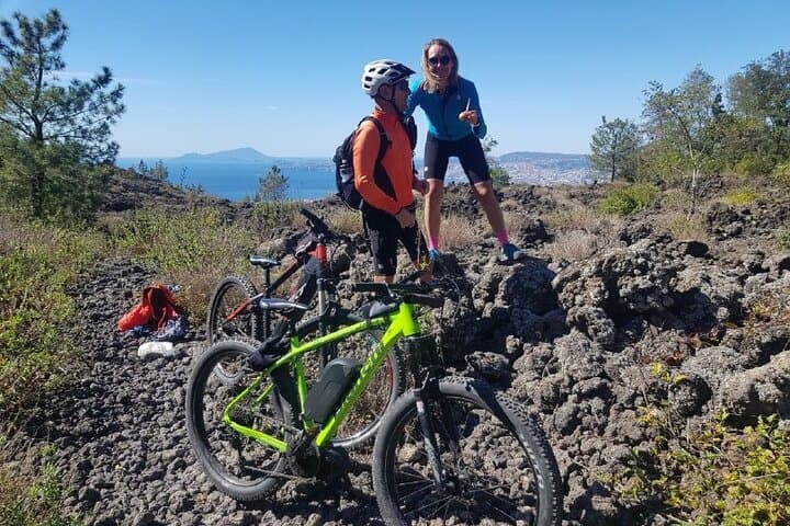 Mt Vesuvius E-Bike Tour