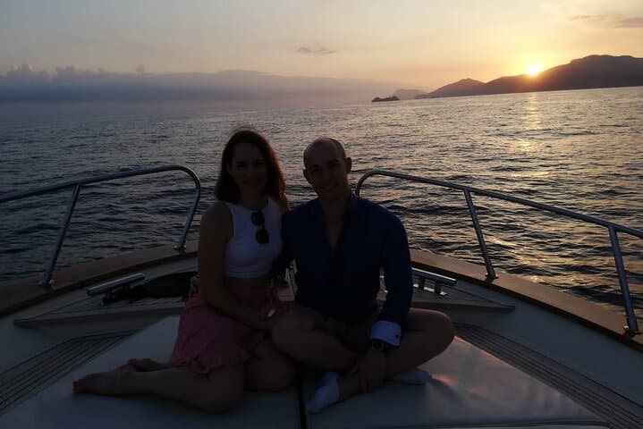 Private Sunset Cruise with Prosecco Onboard