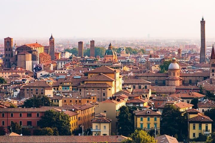 Bologna City & Europe Oldest University Private Guided Tour