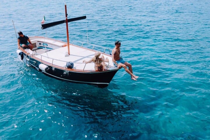 Half Day Private Boat Tour of Capri
