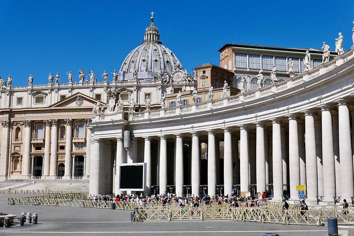 In-depth Guided Tour of St. Peter's Basilica & Square
