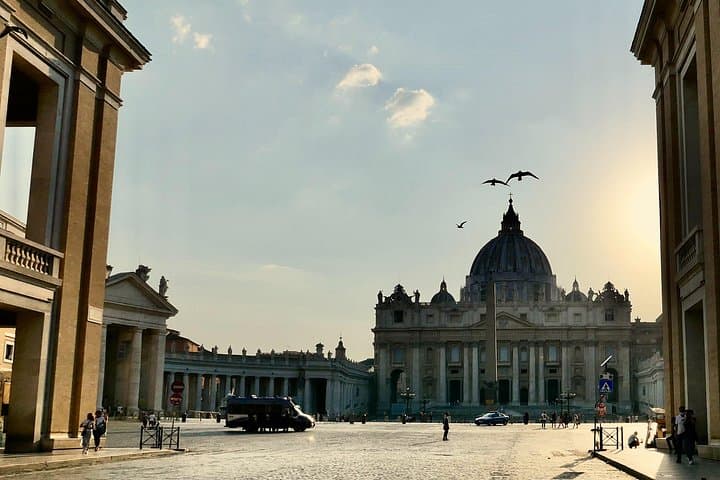 In-depth Guided Tour of St. Peter's Basilica & Square