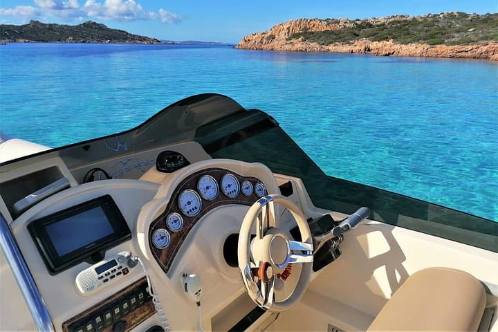 La Maddalena archipelago: Boat rental with skipper