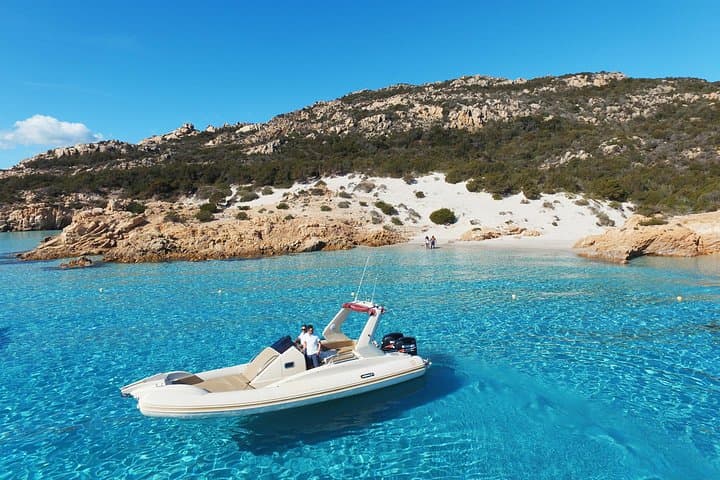 La Maddalena archipelago: Boat rental with skipper
