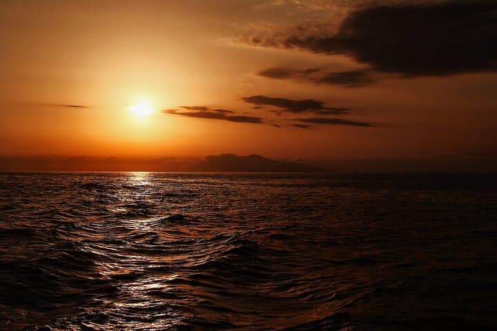 Private Tour of Capri by Boat at Sunset with Aperitif