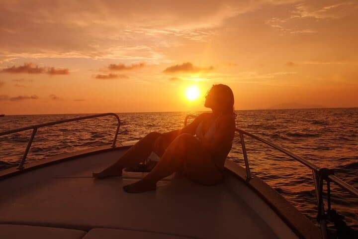 Private Tour of Capri by Boat at Sunset with Aperitif