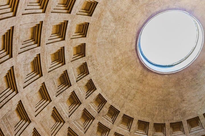 Rome Like a Local: Private & Custom Walking Tour with a Guide