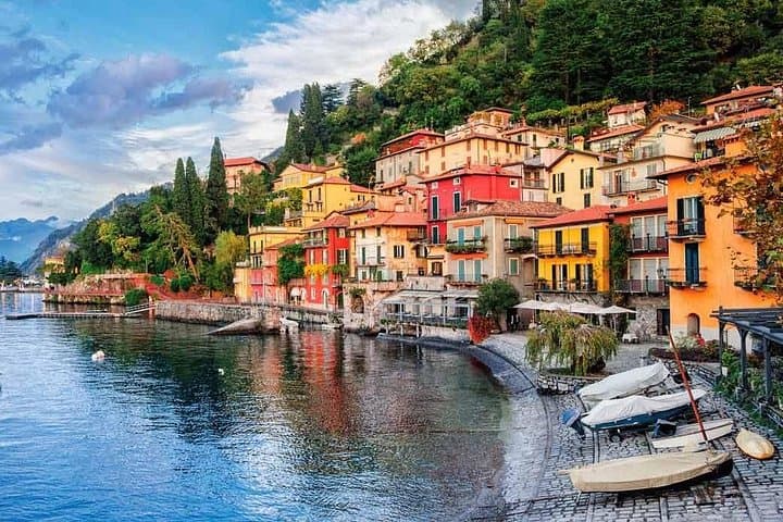Full-Day Private Tour of Lake Como from Milan