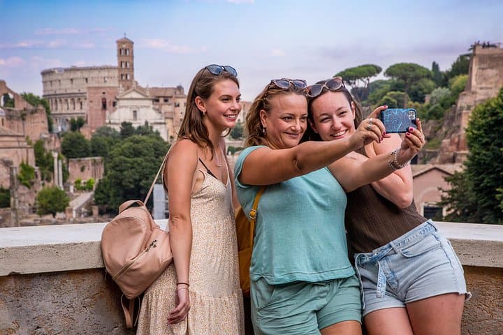 Private Guided Tour in the Colosseum and Ancient Rome