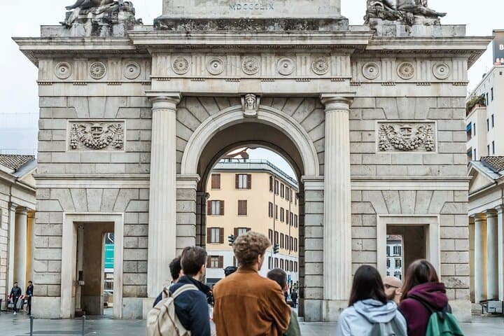 Milan Private Tour: Highlights & Hidden Gems with a Local