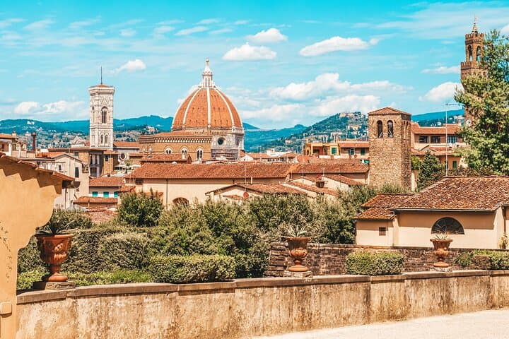 Private Transfer from SMN Train Station to Florence