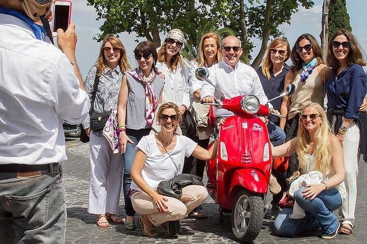 Castelli Romani Tour by Vespa
