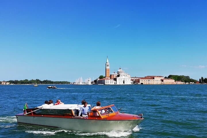 Private tour of Venice Islands