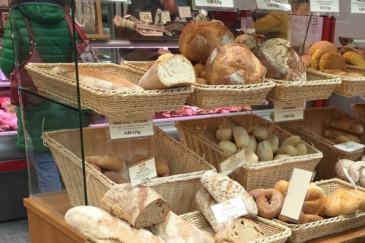 Como Food Tour and the Farmers Market