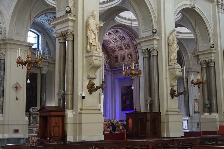 Markets and Monuments: Walking Tour in the Center of Palermo