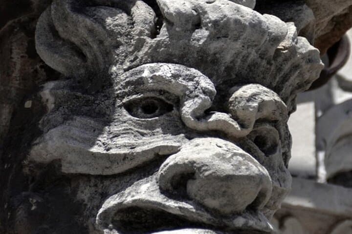 Saga the Mysteries of Naples: the Tomb of Dracula