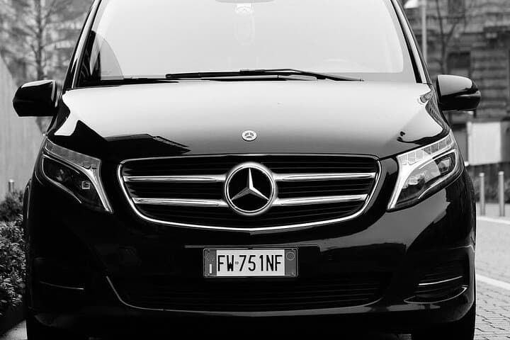Private transfer from Naples to Sorrento or reverse.