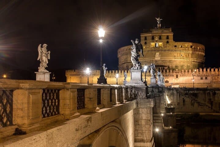 Romantic Rendezvous: Private Night Tour of Rome with Chauffeur