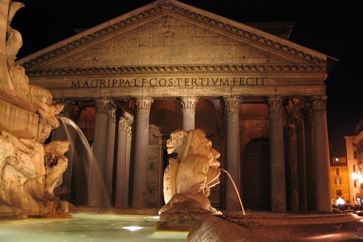 Romantic Rendezvous: Private Night Tour of Rome with Chauffeur