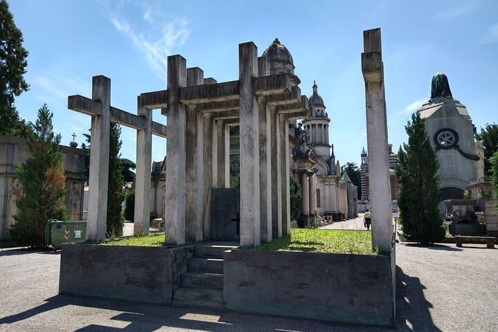 The Monumental Cemetery of Milan guided experience