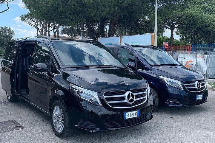 Private transfer SORRENTO to NAPLES or reverse with 3 hours stop in Pompeii