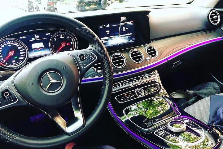 Luxury Private Transfer from/to Fiumicino Airport to Rome Center