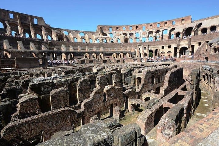 Self Guided Audio Tour-Coliseum & the Gladiator's Legends