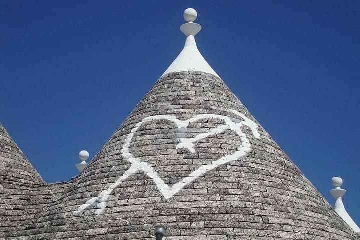 Walk through the Trulli : Guided Walking Tour of Alberobello