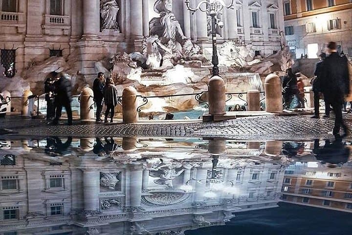 Private Walking Tour of the Squares and Fountains of Rome