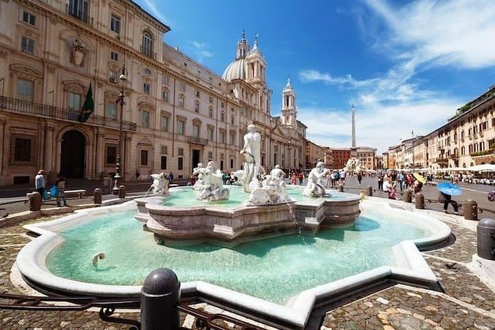 Private Walking Tour of the Squares and Fountains of Rome