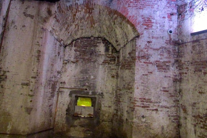 Walking Ramparts Tour in Lucca