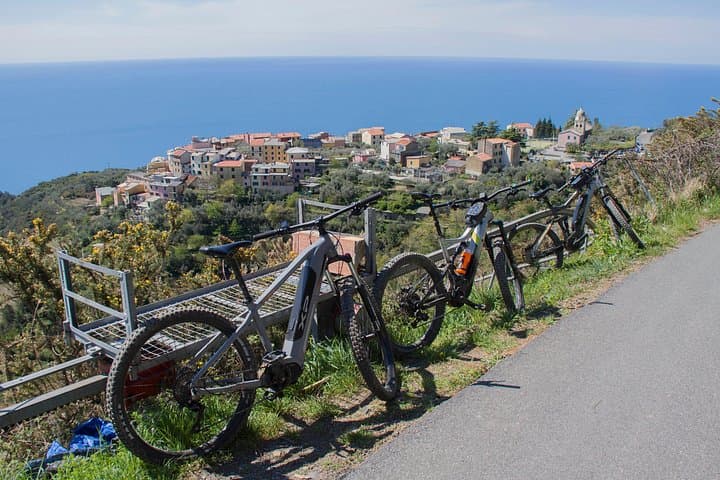 Half Day Private Tour of the Cinque Terre by E-Bike