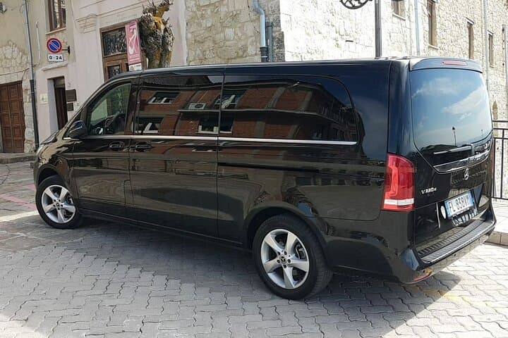 Private transfer to Giardini Naxos and Taormina from Licata