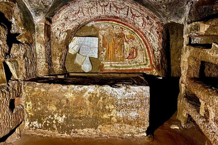 Small Group Express Tour of Roman Catacombs with Transfer