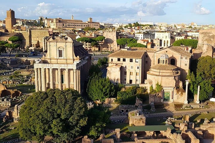 PRIVATE Colosseum, Roman Forum and Palatine Hill half day tour