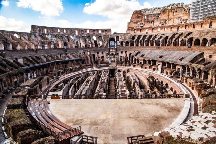 Small Group Tour: Colosseum & Roman Forum with Arena Floor Access
