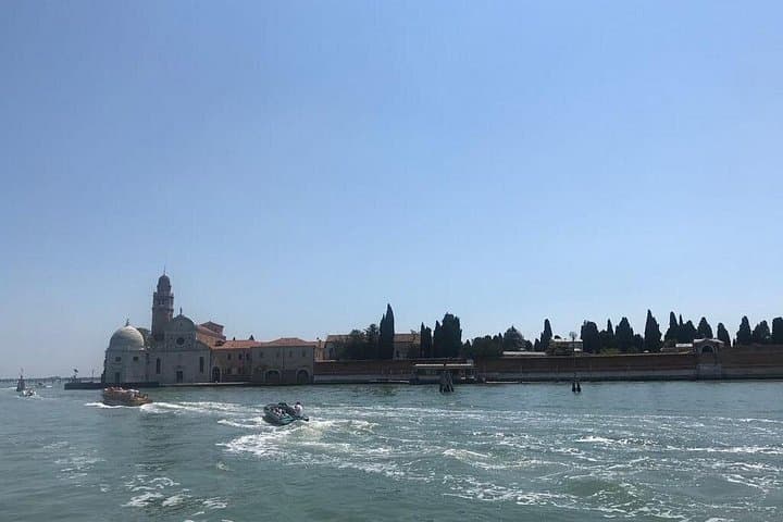 Private Transfer to/from Venice Airport or Piazzale Roma from/to Venice Centre