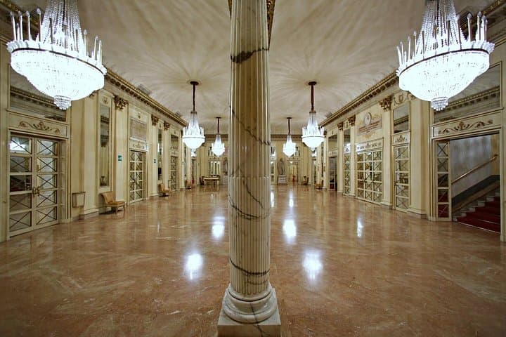 La Scala Opera House - Private Guided Tour - Skip-the-Line Access