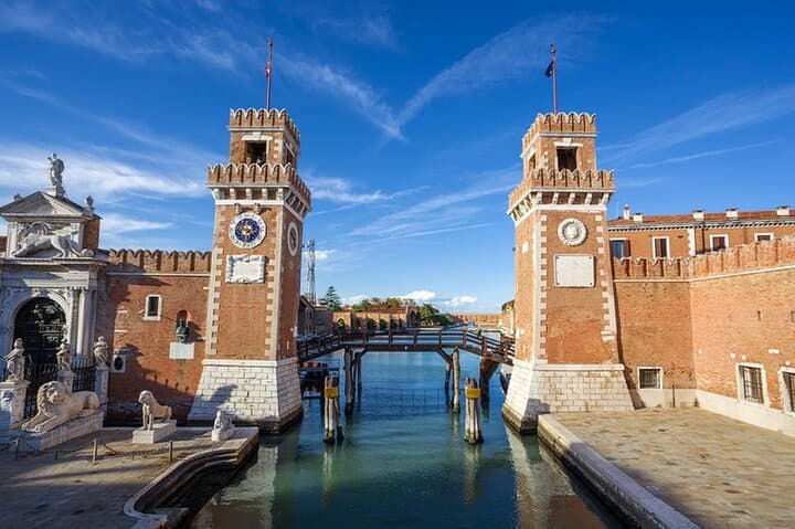 Private Venice Canal Cruise: 2-Hour Grand Canal and Secret Canals