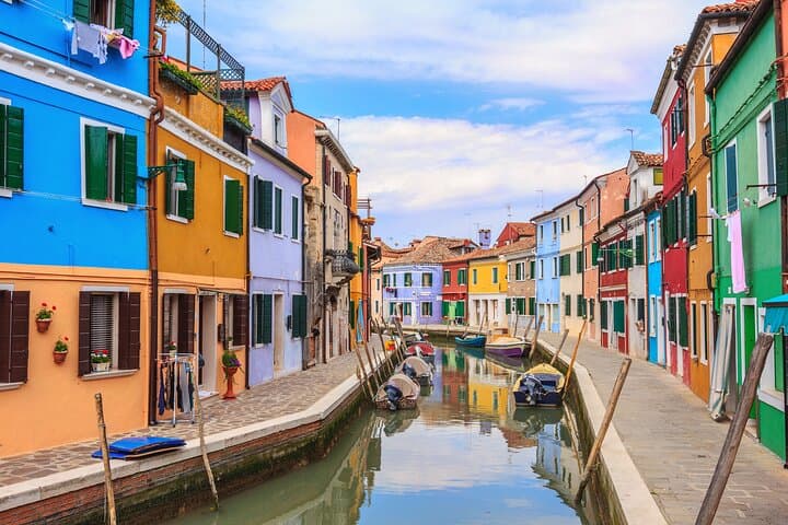 Private Murano and Burano VIP Venice Boat Tour