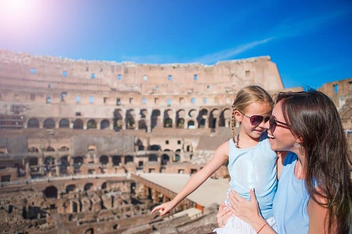 VIP Colosseum Arena and Roman Forum Small-Group Tour