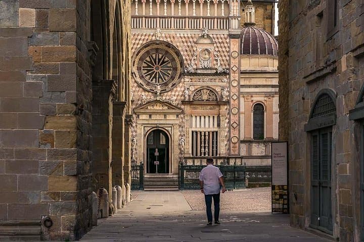 Bergamo, private guided tour from Milan, by car.