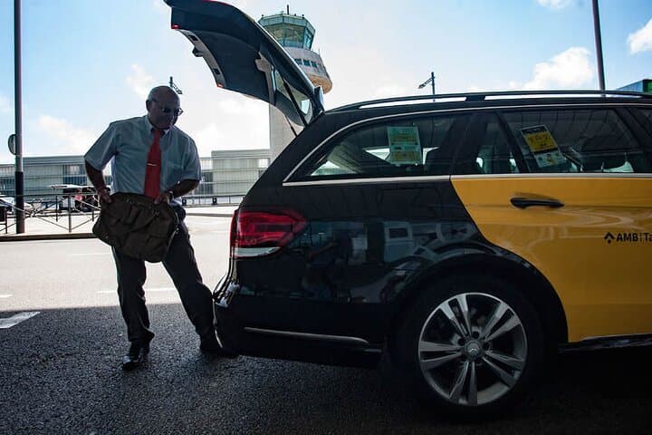 Milan Private Transfer from Cernobbio (Como) to Milan airports (LIN or MPX)