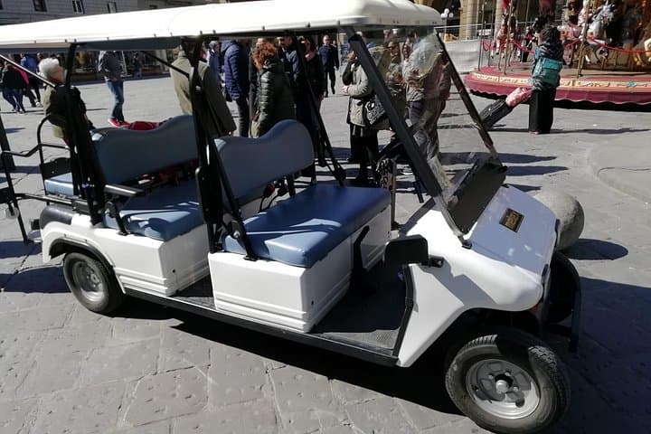 Florence Tour by Eco Car with Panoramic View