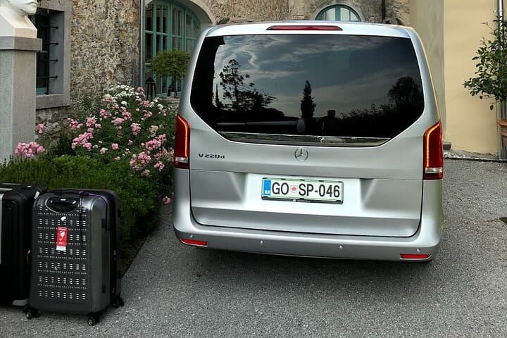 Private Transfer from Stanjel to Trieste